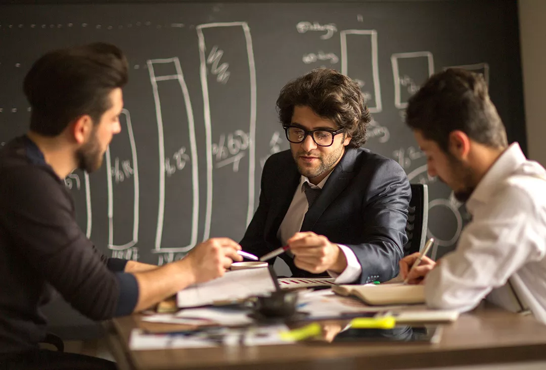 مخاطبان-هدف-برای-مدیریت-مالی-برای-مدیران-پروژه