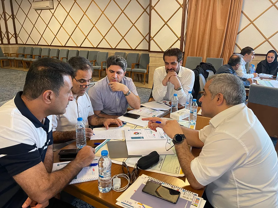PMBOK-in-action-Foundation-Pejvak-Energy(for-POGC)-11-1404--1